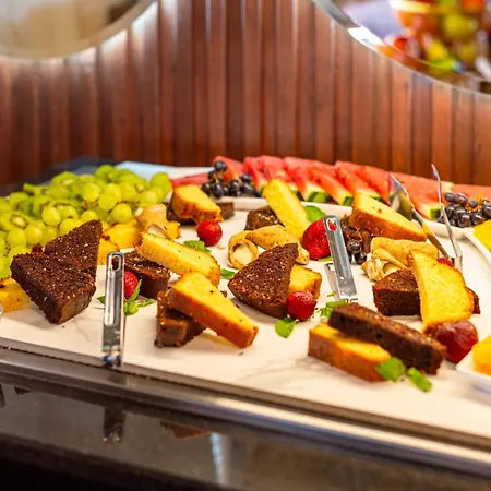 Paradiso Dreams Hotel, 4* 네세부르