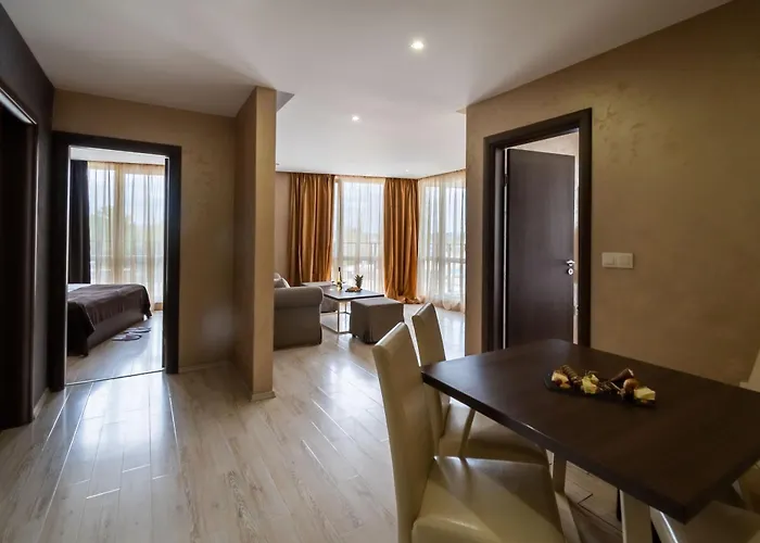 Paradiso Dreams Aparthotel