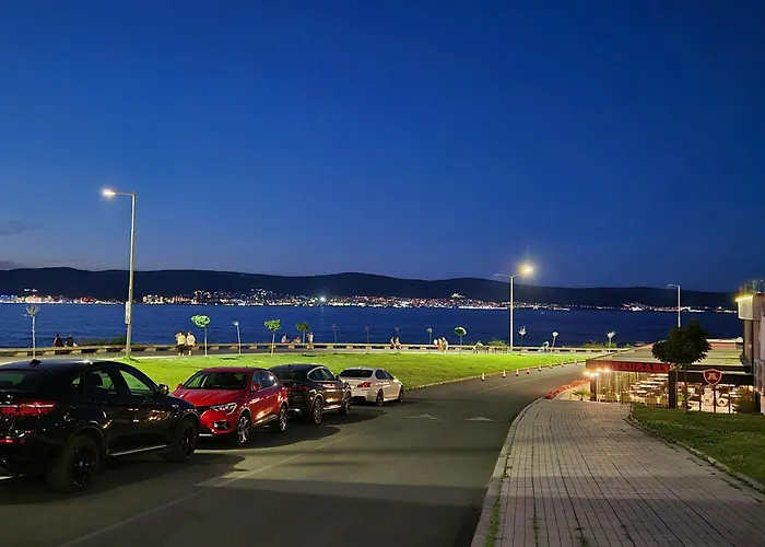 Paradiso Dreams Aparthotel 4*