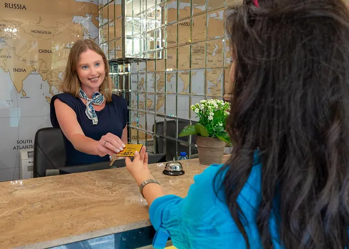 Paradiso Dreams Aparthotel 4*